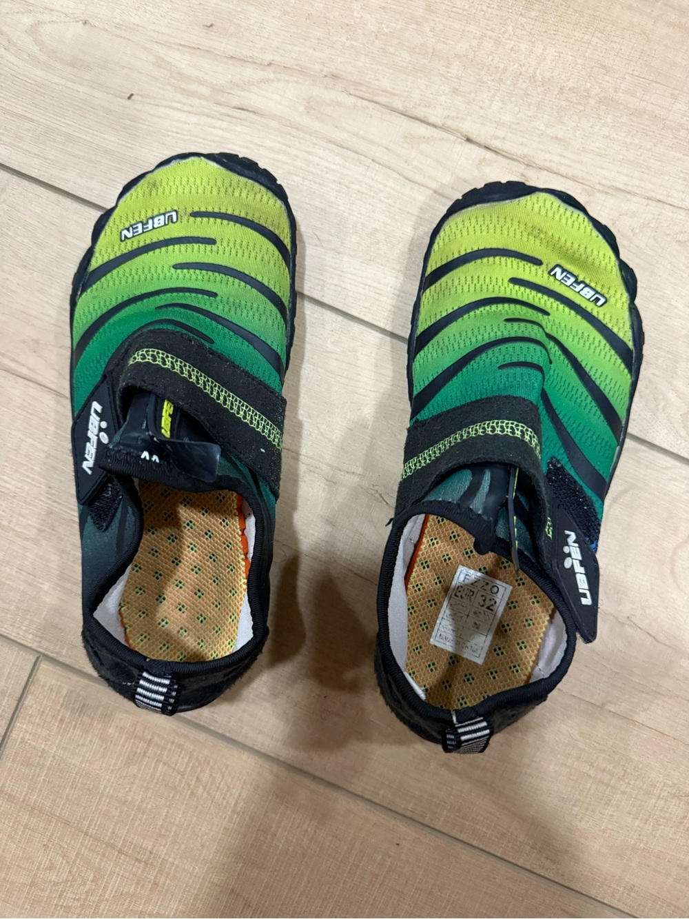 Kids Ubfen Water Shoes Eur 32 or US Kids Size 1 to 1.5